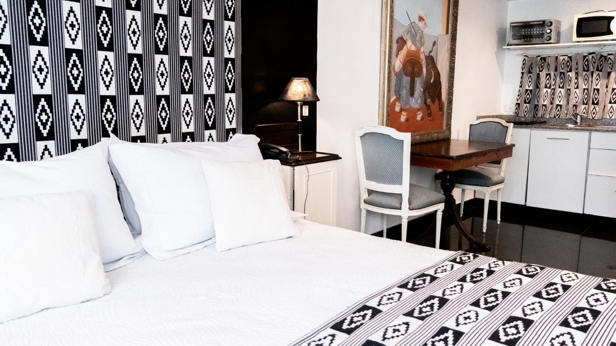 Rentup Suites - San Telmo, Moreno 820 ブエノスアイレス エクステリア 写真